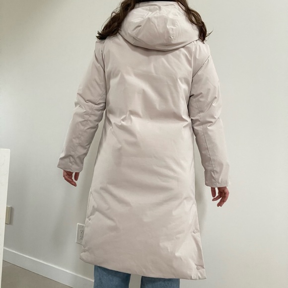 Uniqlo Long Down Winter Jacket - Picture 3 of 9